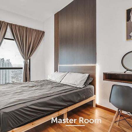 Nowhere 2Br & 2Bath Apartment With Balcony @ Reizz Residences Kuala Lumpur Zewnętrze zdjęcie