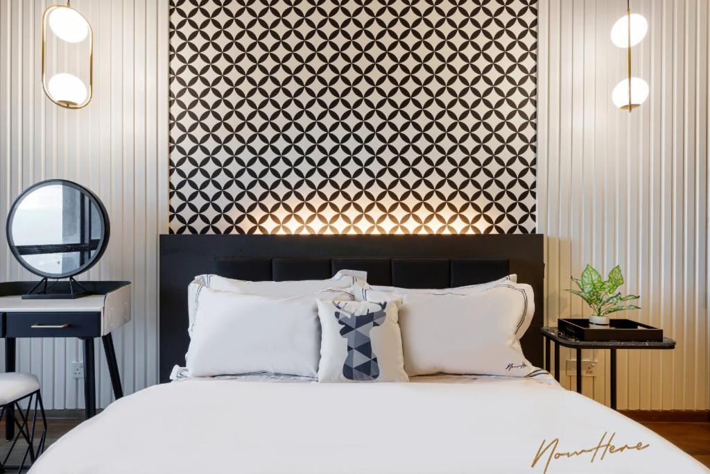 Nowhere 2Br & 2Bath Apartment With Balcony @ Reizz Residences Kuala Lumpur Zewnętrze zdjęcie